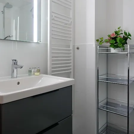 Apartment Mittelweg App 2
